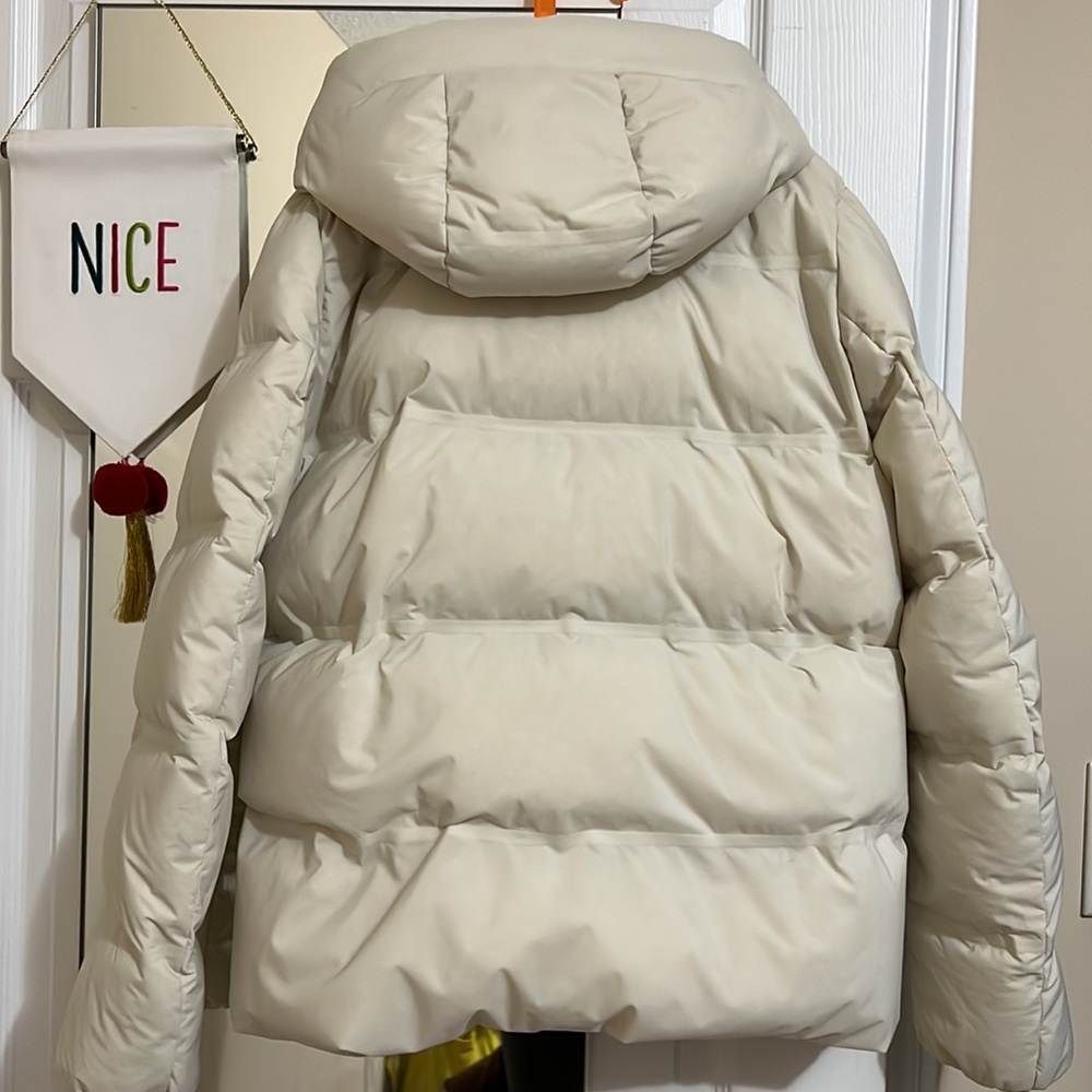 Seamless down jacket - Picture 3 of 9